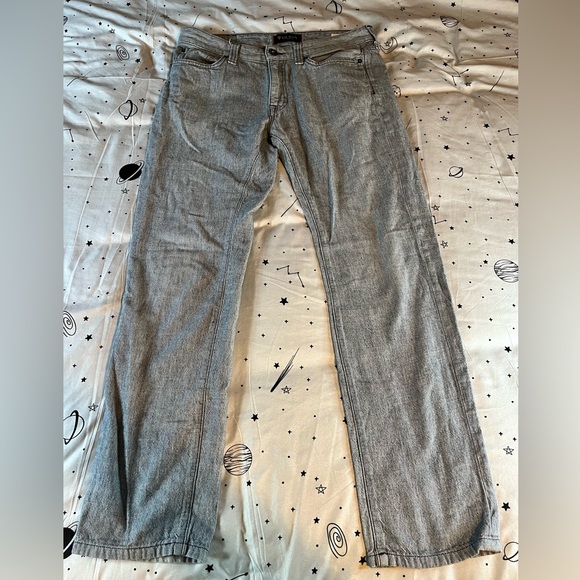 GUESS Jeans. Only worn a few times. Straight legged, no rips, no distress. - Picture 7 of 8